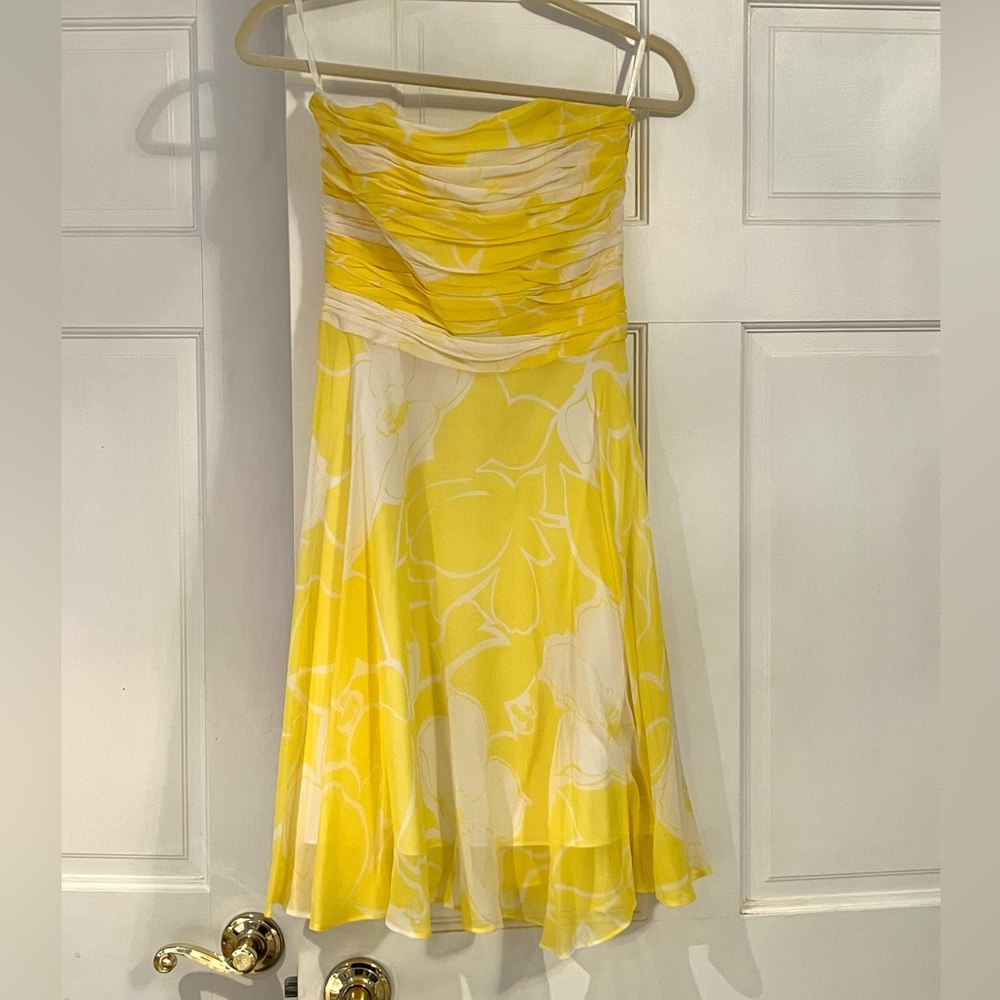 Banana Republic strapless yellow flower dress size 0